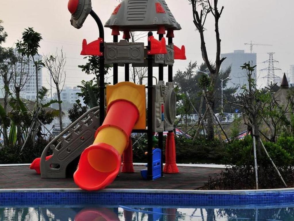 Phoenix Waterside Gloria Resort Sanya Exterior photo