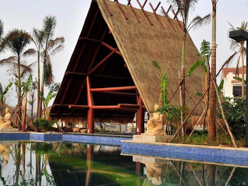 Phoenix Waterside Gloria Resort Sanya Exterior photo
