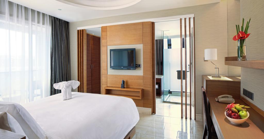 Phoenix Waterside Gloria Resort Sanya Exterior photo