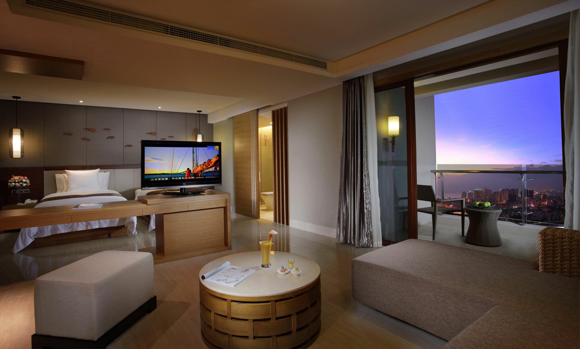 Phoenix Waterside Gloria Resort Sanya Exterior photo